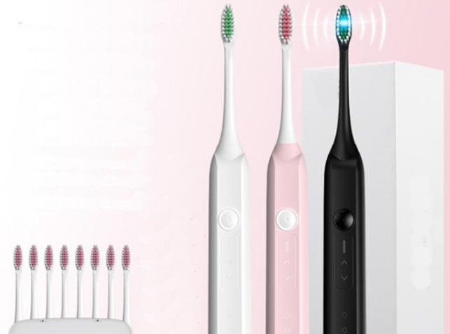 How does a dentist choose an electric toothbrush?