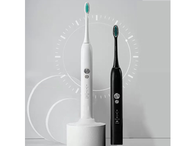 Electric toothbrush for bad brushing habits of people have a lot of help